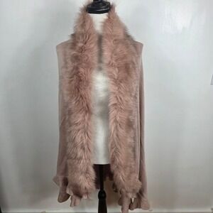 Charlotte Daniel Faux Fur Trim Knit Shawl Wrap Womens OS Pink Excellent Ruffle